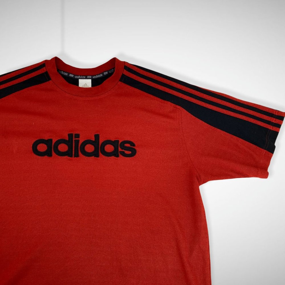 Adidas Vintage Spellout Red T-Shirt - Picture 3 of 6
